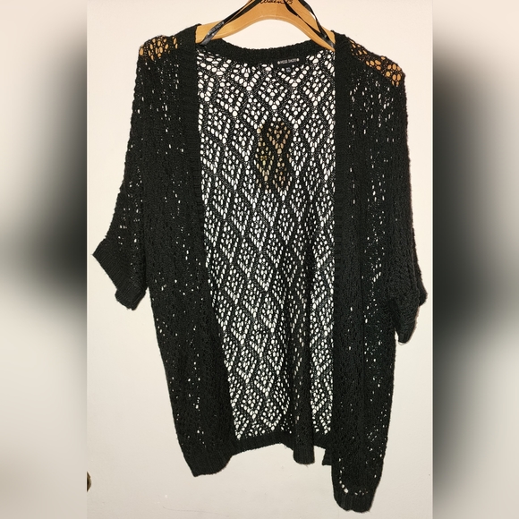 Miss Daisy Kimonos & Yukatas Miss Daisy Black Kimono Style Cardigan